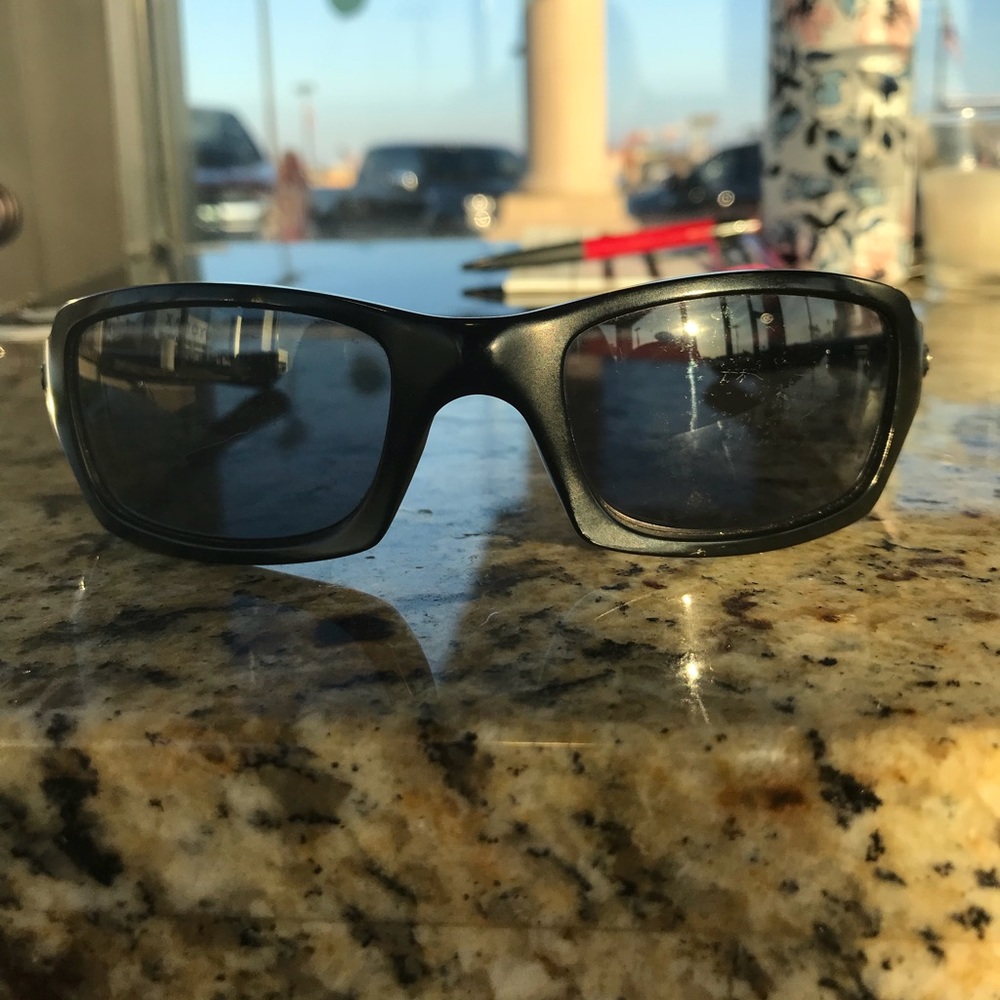 Black Men’s Oakley Sunglasses